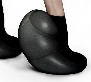 really-really-weird-shoe.jpg