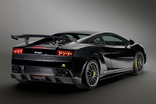 2011-Lamborghini-Gallardo-LP570-Blancpain