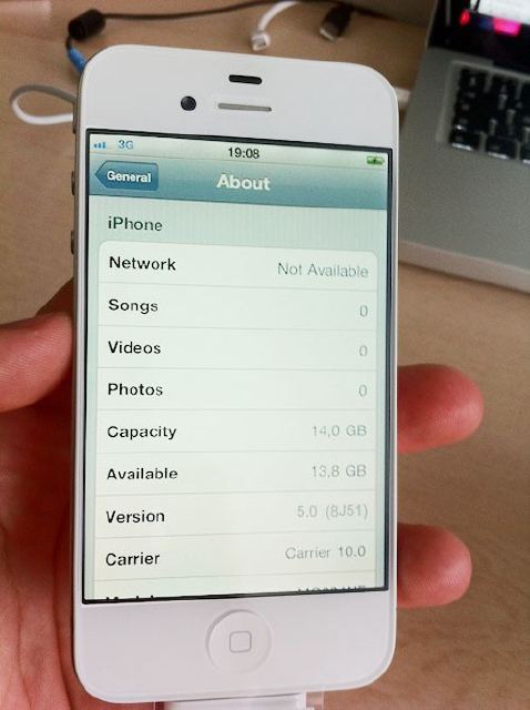 iPhone 5 white slim